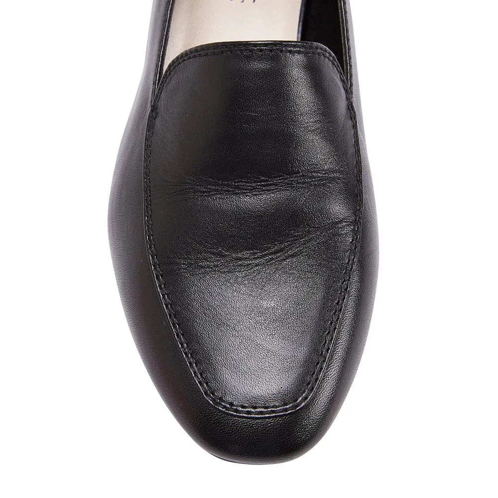 Braxton Loafer in Black Leather