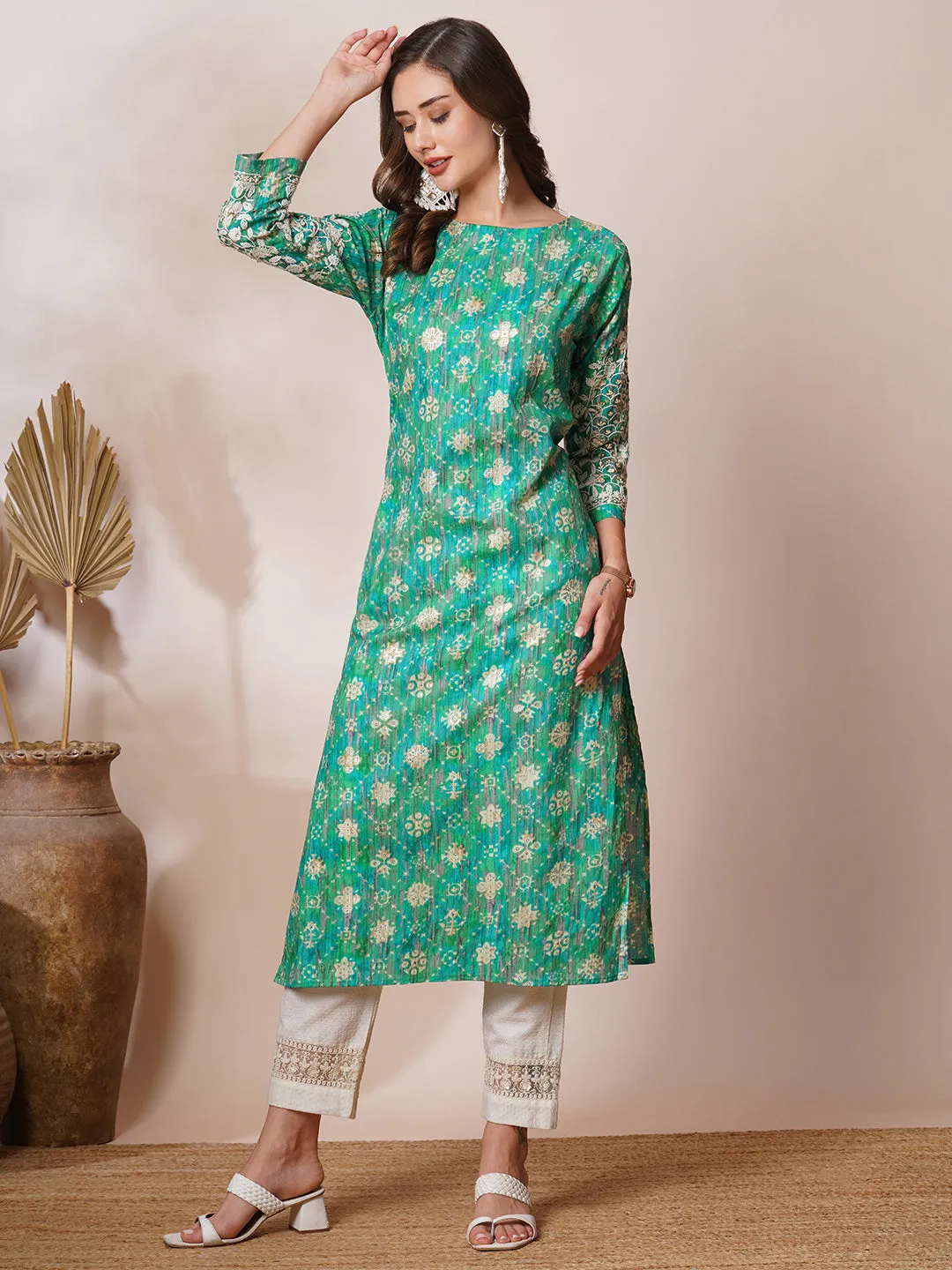 Chikankari Embroidered & Ethnic Foil Printed Straight Fit Kurta - Multi