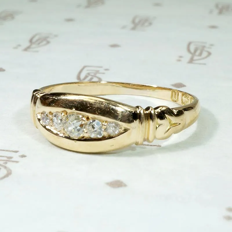 Curvy Five Diamond 18ct Gold English Band