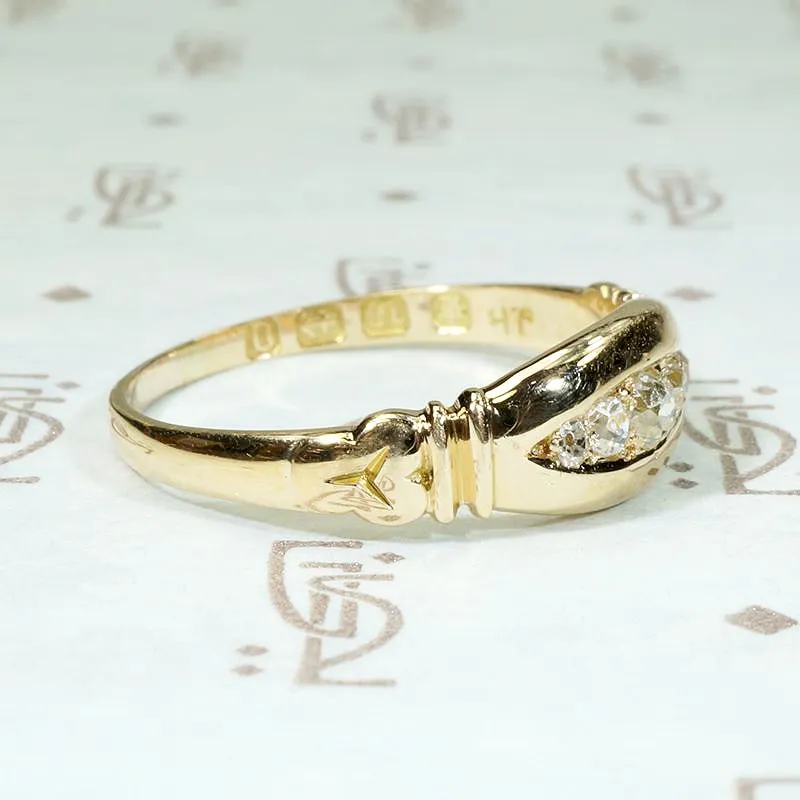 Curvy Five Diamond 18ct Gold English Band