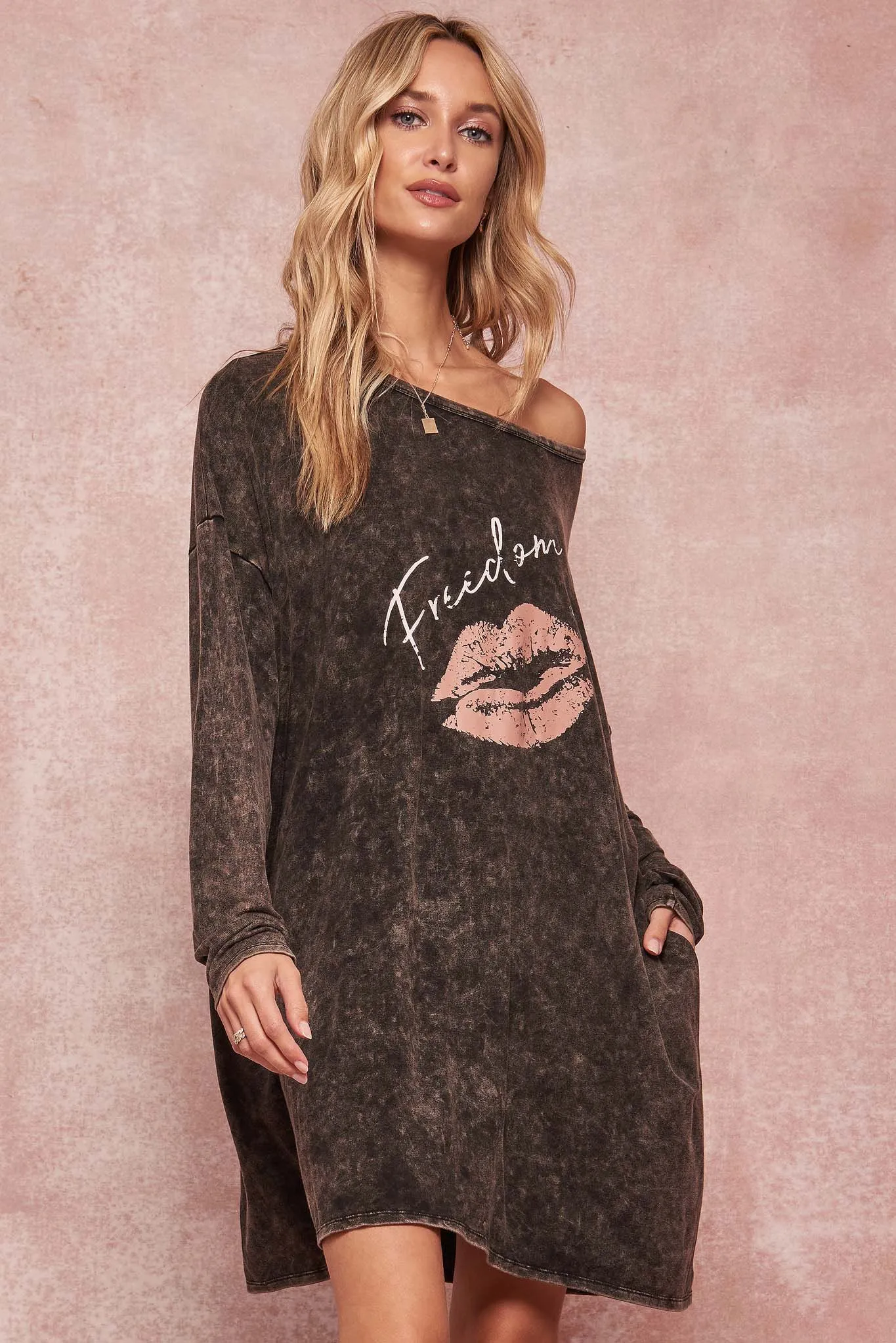 Freedom Vintage Long-Sleeve Graphic T-Shirt Dress