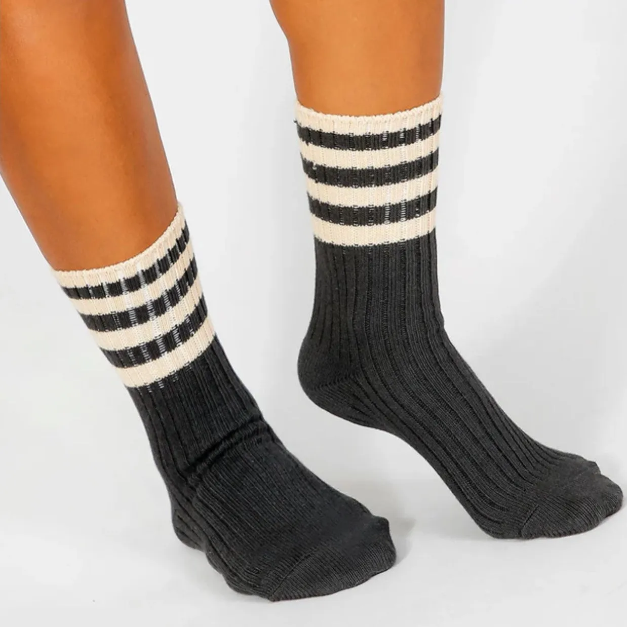 Lexi Crew Socks Black - (No Grips)