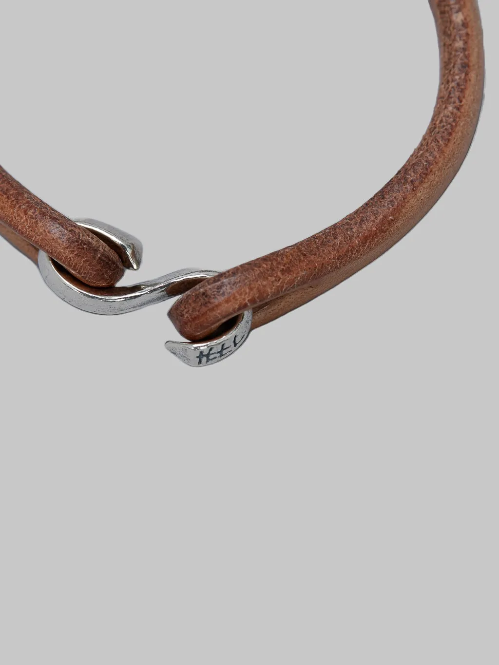 The Flat Head Leather & Silver Single Bracelet Tan