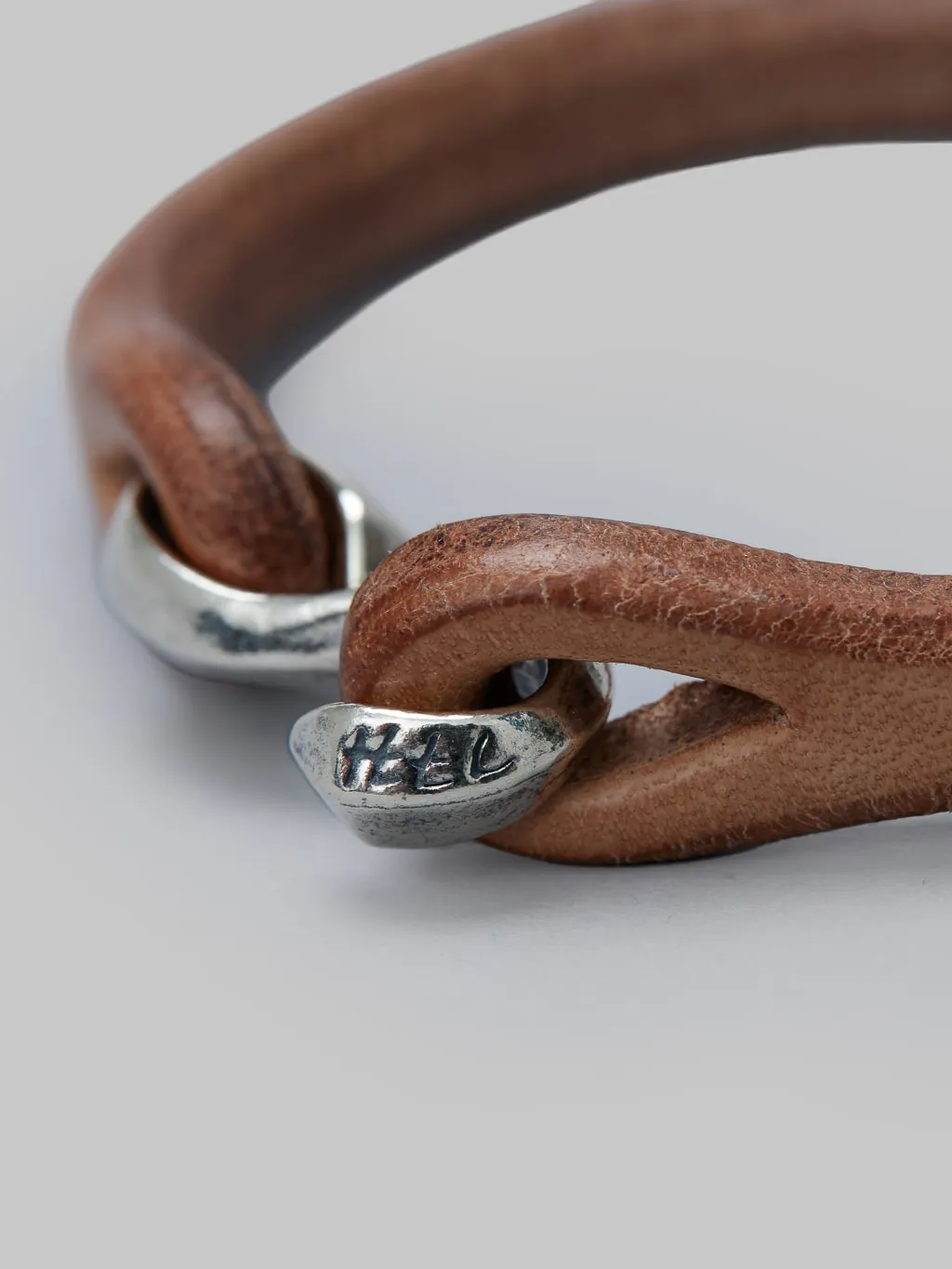 The Flat Head Leather & Silver Single Bracelet Tan